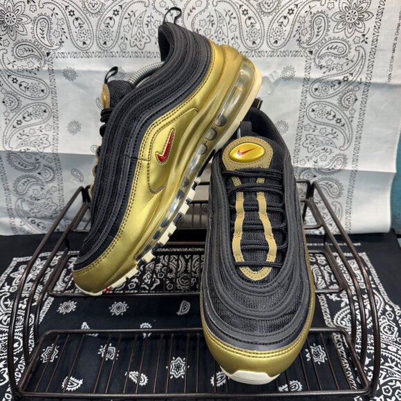 Nike Air Max 97 QS Metallic Gold/Black Athletic Shoes AT5458-002 Men’s Size 7 - Picture 2 of 9